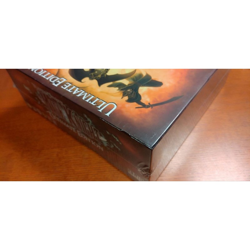 Mage Knight: Ultimate Edition (Revised figures) ENG (spigolo danneggiato)